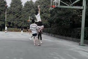 拖鞋战神起飞轻扣！什么叫肉眼可见的天赋？！